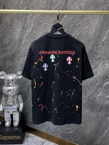 【激安】クロムハーツ 2026SS カラフル クロス 発泡 ペイント Tシャツ 【8965】 2 【激安】クロムハーツ 2026SS カラフル クロス 発泡 ペイント Tシャツ 【8965】 - 画像 (2)