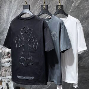 ホーム 5 【激安】Chrome Hearts クロムハーツ 2026SS 重工刺しゅう くり抜きクロス Tシャツ 【8565】